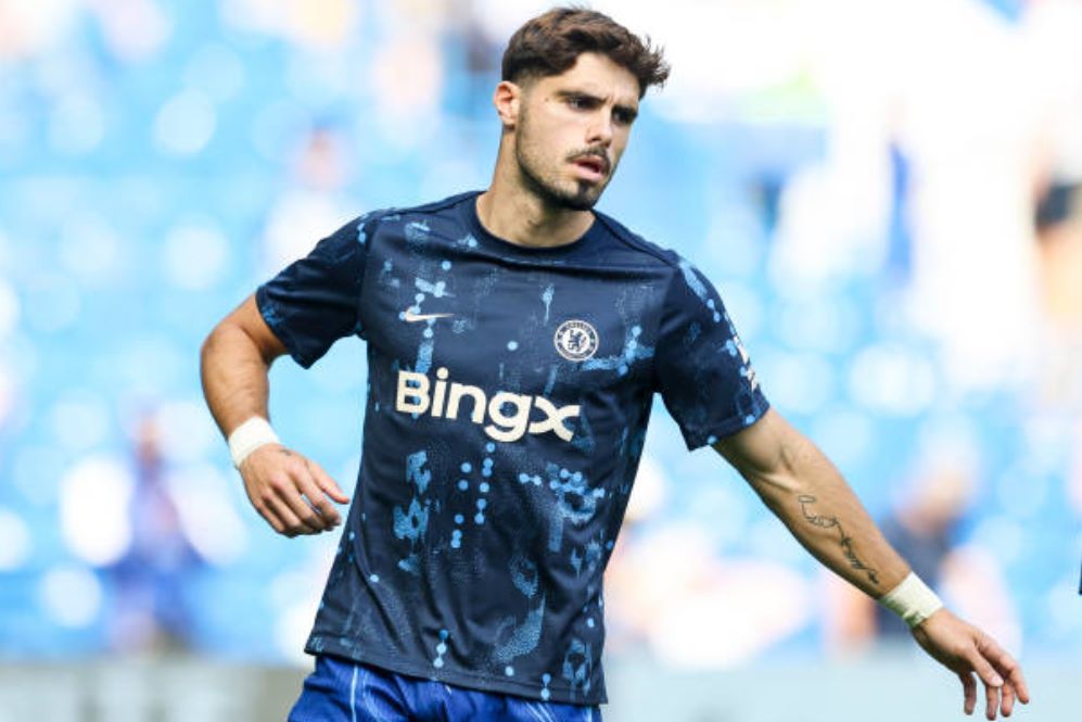 Neto cập bến Chelsea hè này.